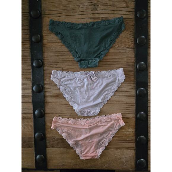 Victoria's Secret Dream Angels Cheekini Panty Bundle sz XS New - Picture 4 of 4